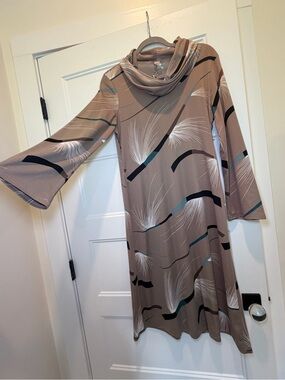 Vintage Taupe Midi Dress with White Feather Motif